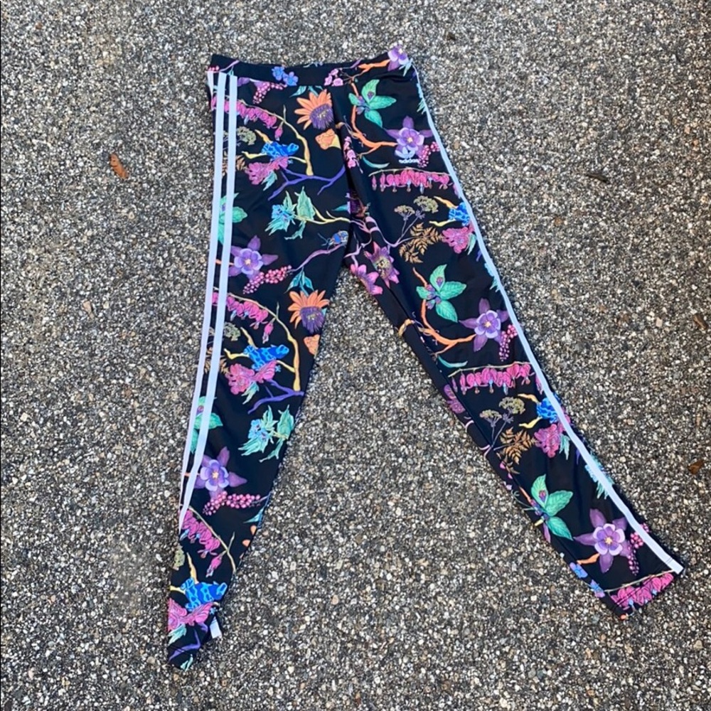 Cute graphic leggings
